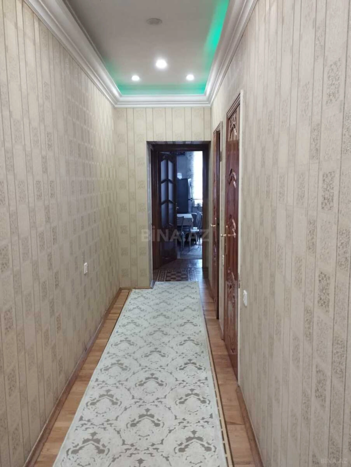 Kirayə verilir 3 otaqlı mənzil 112 m²