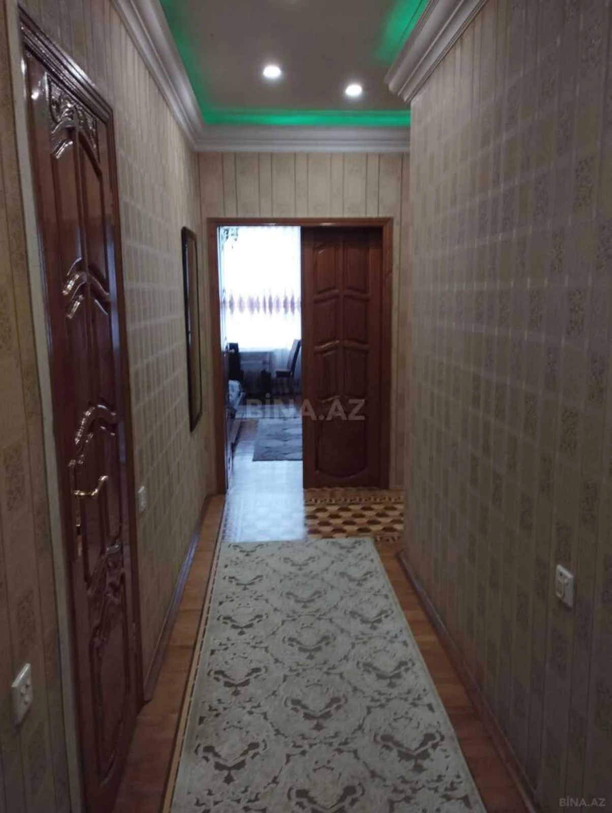 Kirayə verilir 3 otaqlı mənzil 112 m²