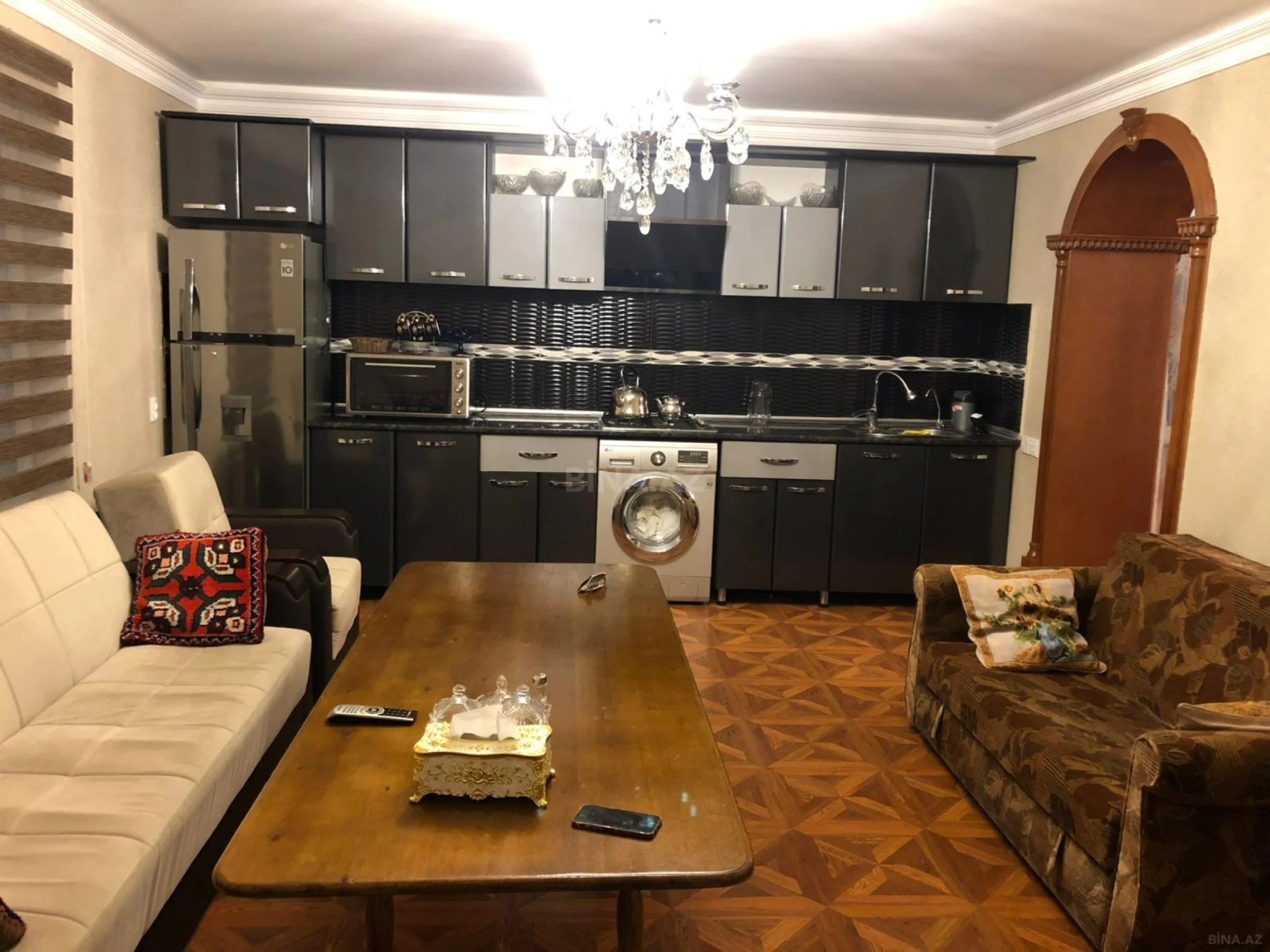 Kirayə verilir 7 otaqlı həyət evi 250 m²