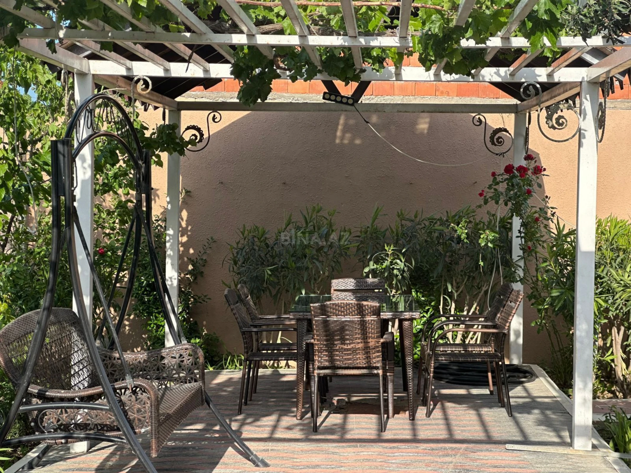 Kirayə verilir 7 otaqlı həyət evi 250 m²