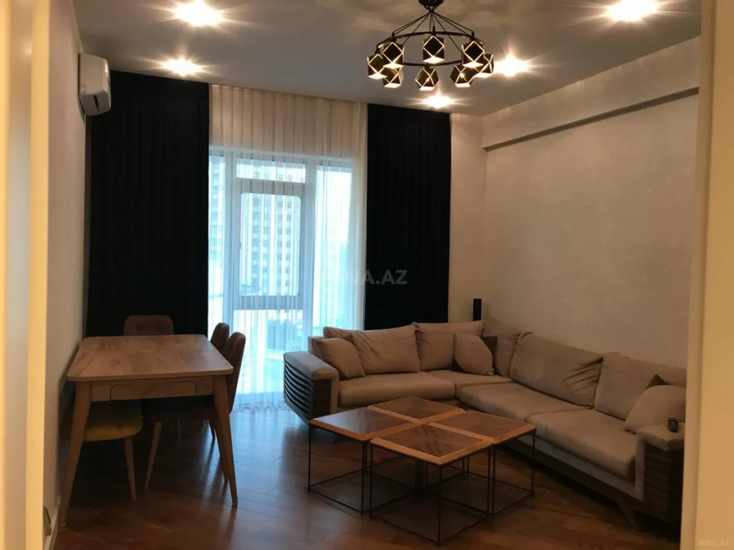 Satılır 3 otaqlı mənzil 105 m²
