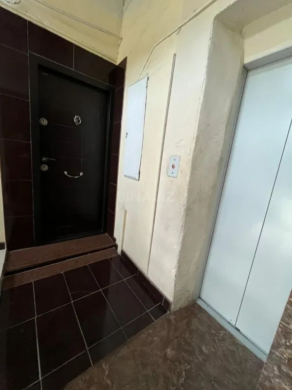 Satılır 3 otaqlı mənzil 70 m²