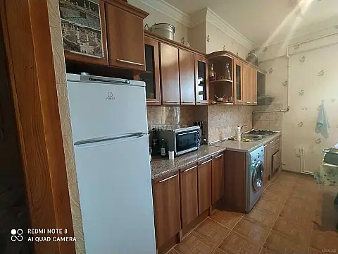 Satılır 2 otaqlı mənzil 68 m²