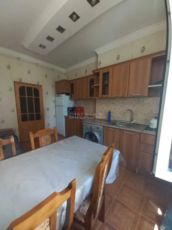 Satılır 2 otaqlı mənzil 68 m²