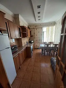 Satılır 2 otaqlı mənzil 68 m²