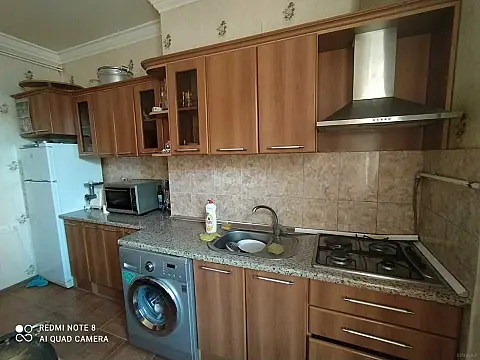 Satılır 2 otaqlı mənzil 68 m²