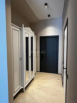 Satılır 2 otaqlı mənzil 76.5 m²