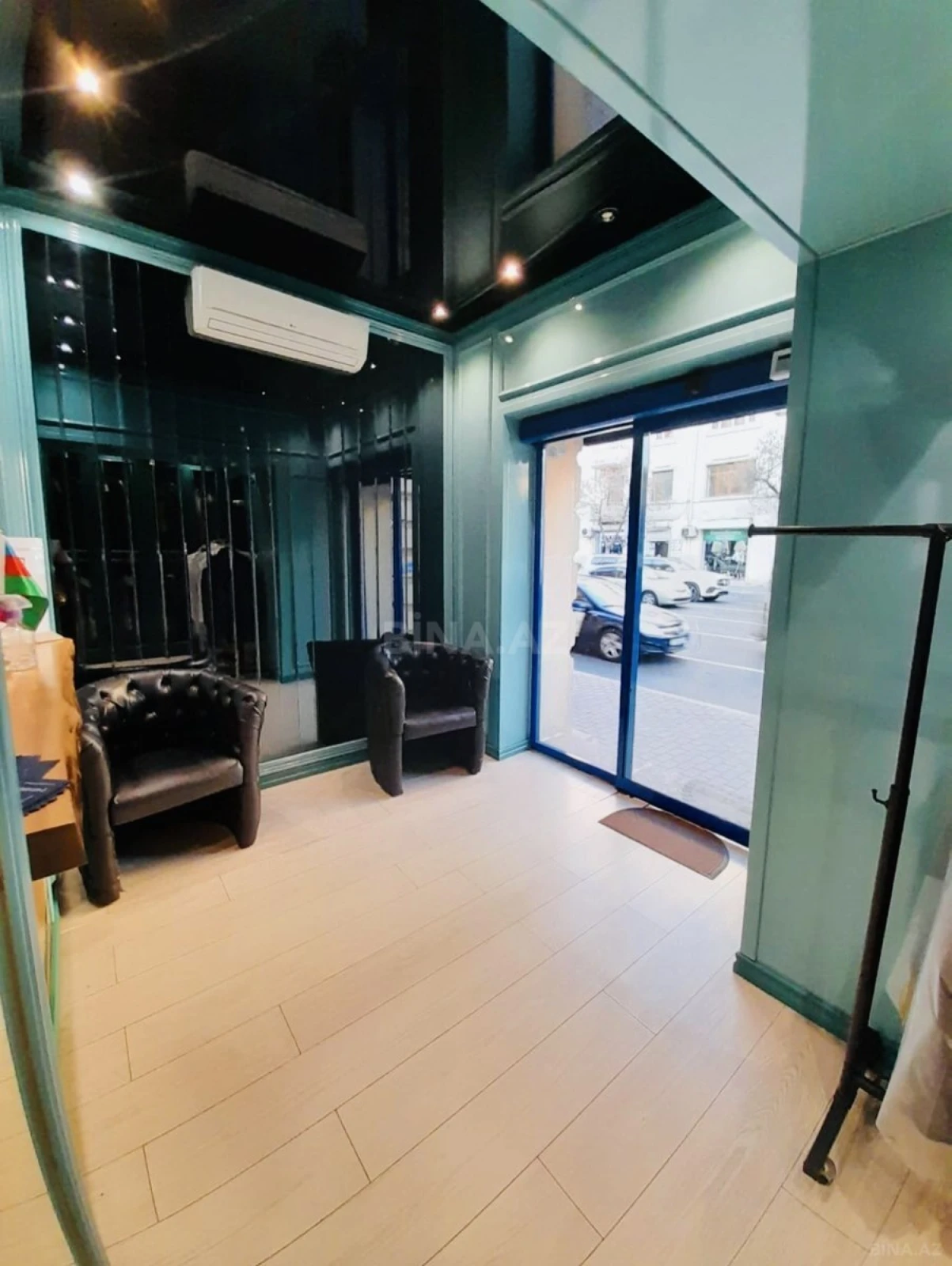 Satılır obyekt 20 m²