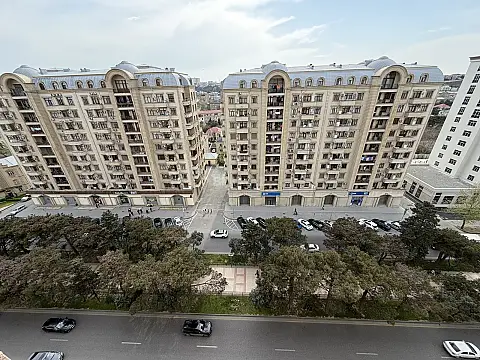 Satılır 3 otaqlı mənzil 105 m² — Bakı, Bakıxanov 3 otaq 105.00 m²