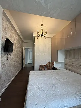 Satılır 3 otaqlı mənzil 105 m²