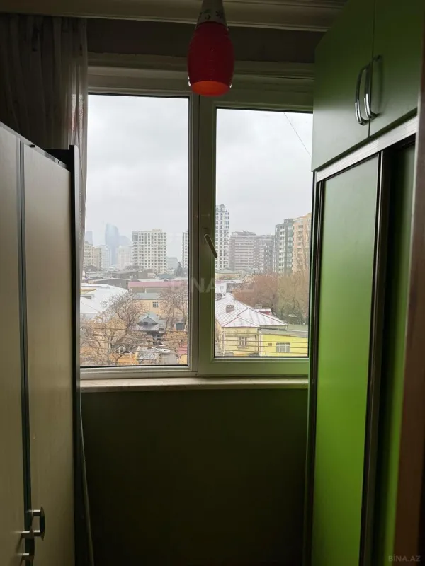 Satılır 3 otaqlı mənzil 102 m²