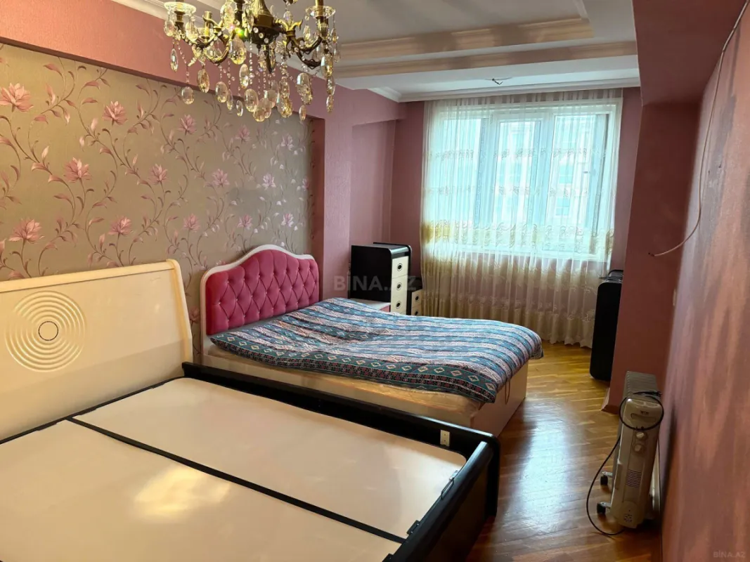 Satılır 3 otaqlı mənzil 102 m²