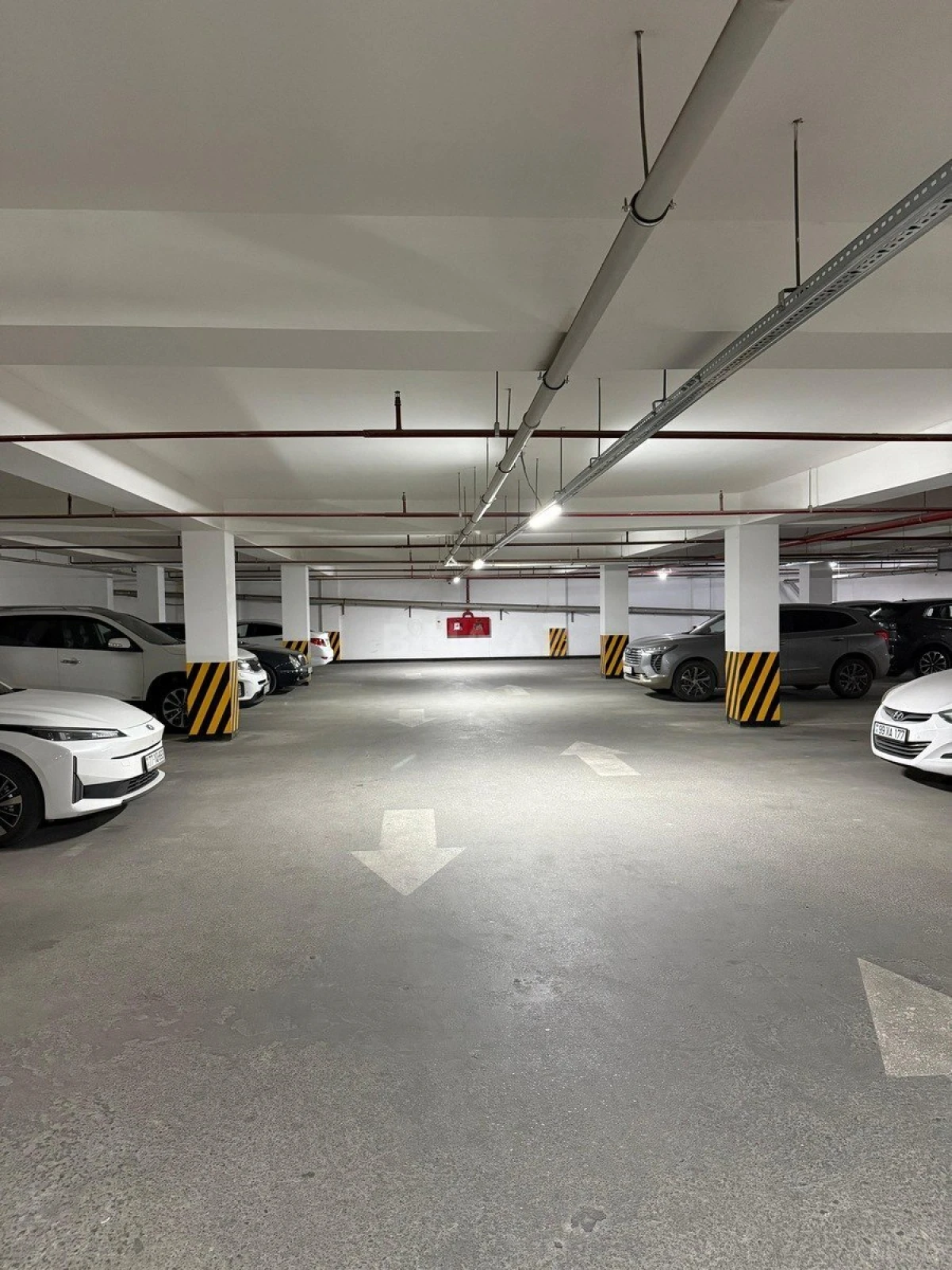 Satılır 2 otaqlı mənzil 80 m²