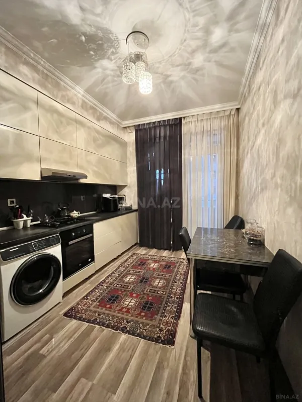 Satılır 2 otaqlı mənzil 80 m²