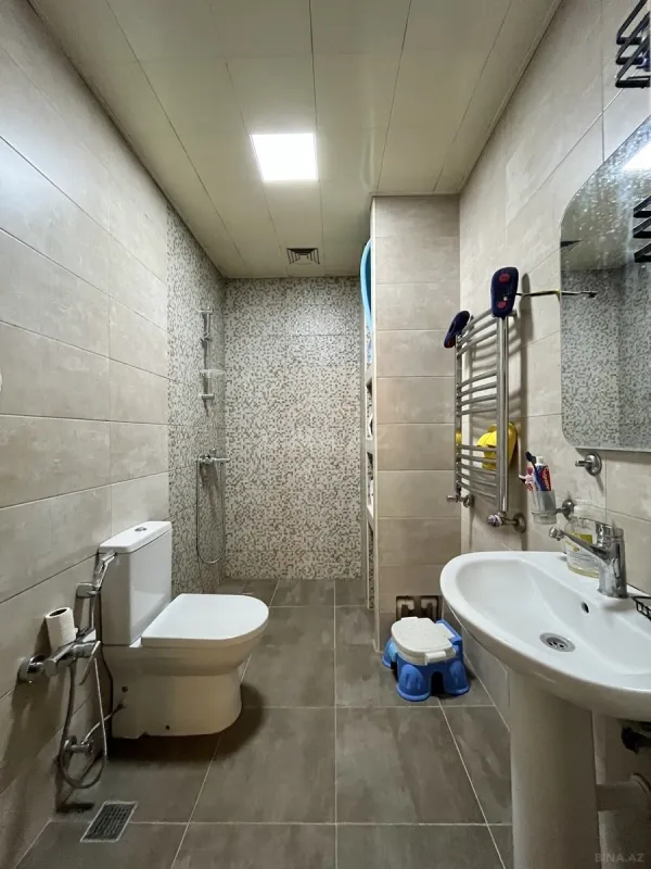 Satılır 2 otaqlı mənzil 80 m²