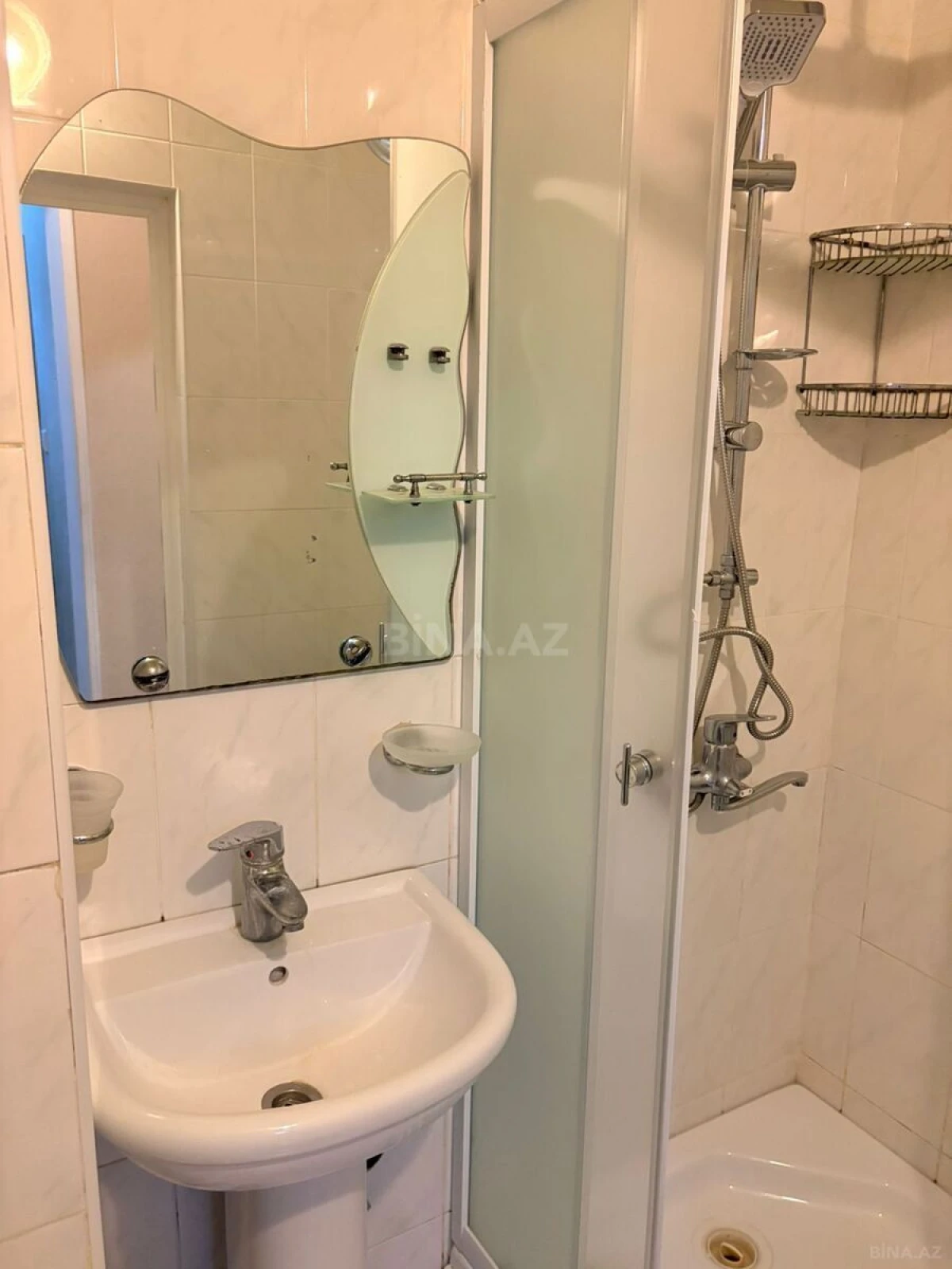 Kirayə verilir 3 otaqlı mənzil 65 m²