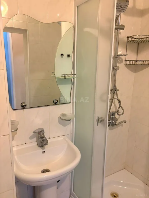 Kirayə verilir 3 otaqlı mənzil 65 m²
