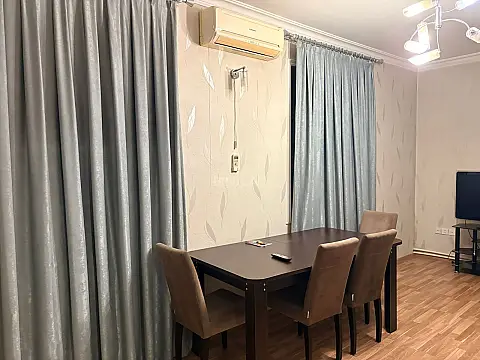 Kirayə verilir 3 otaqlı mənzil 65 m²