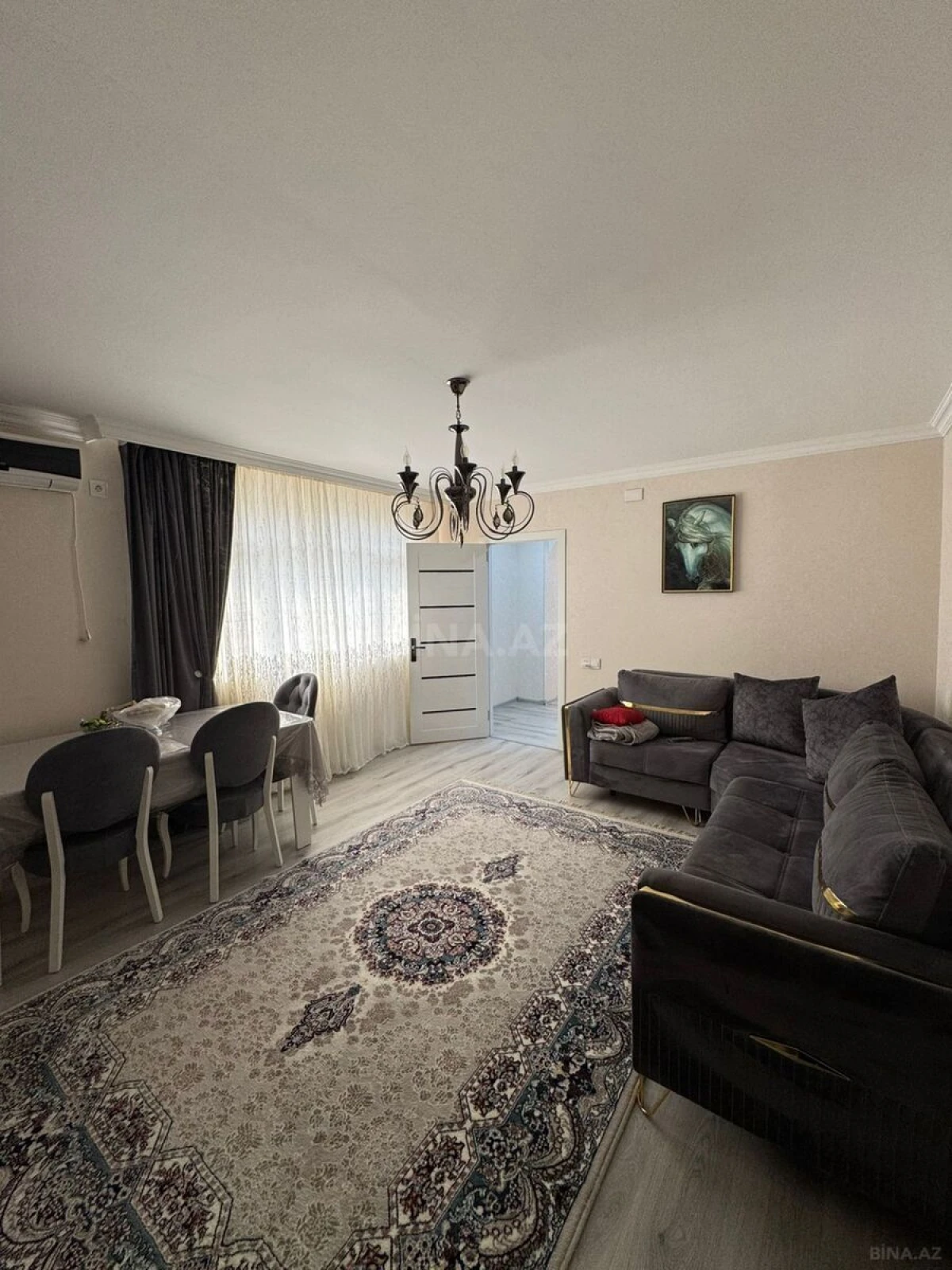 Satılır 2 otaqlı mənzil 65 m²