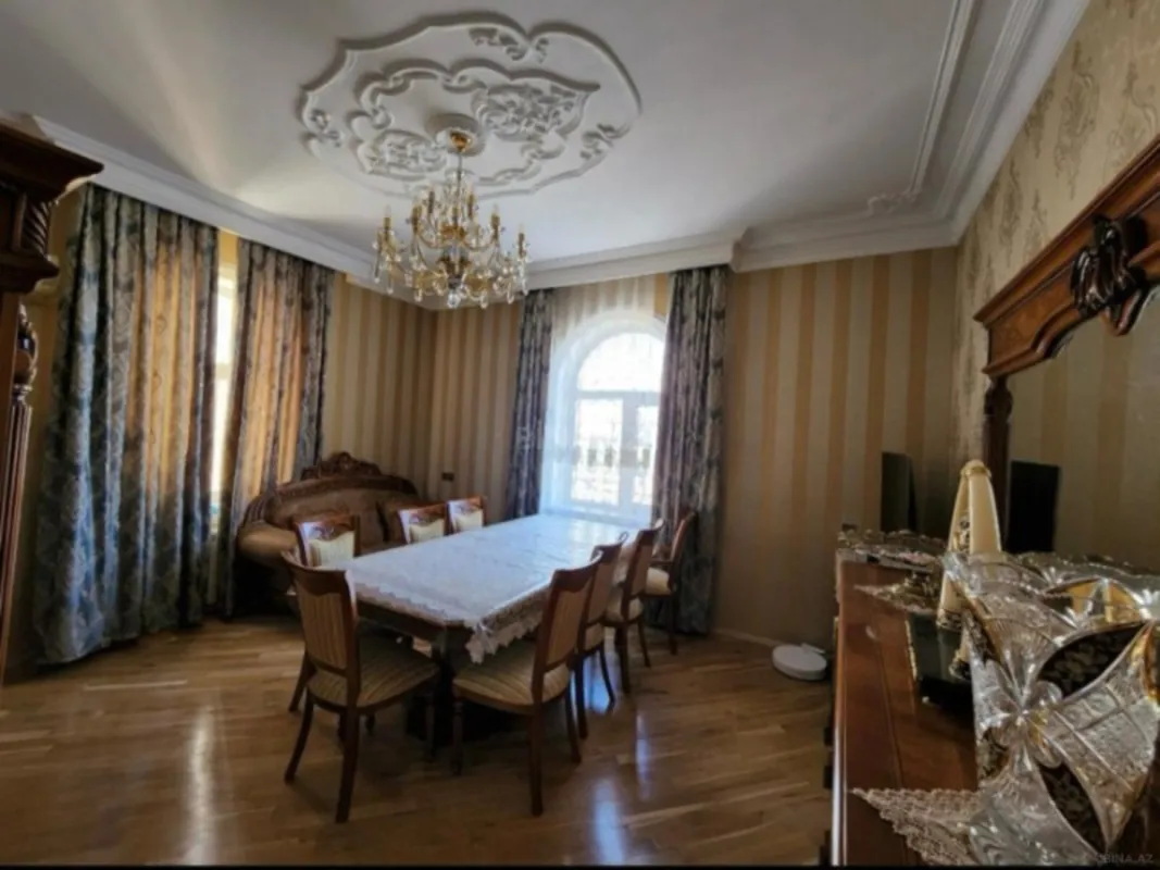 Satılır 5 otaqlı həyət evi 308 m²