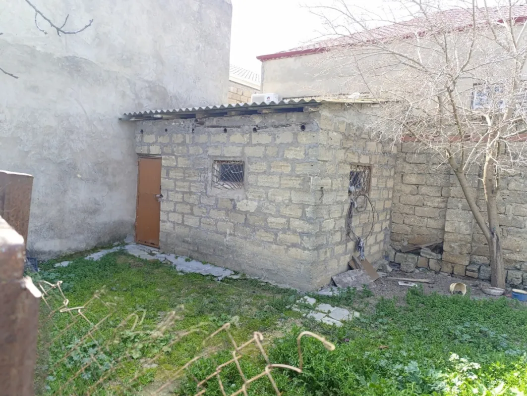 Satılır 4 otaqlı həyət evi 80 m²