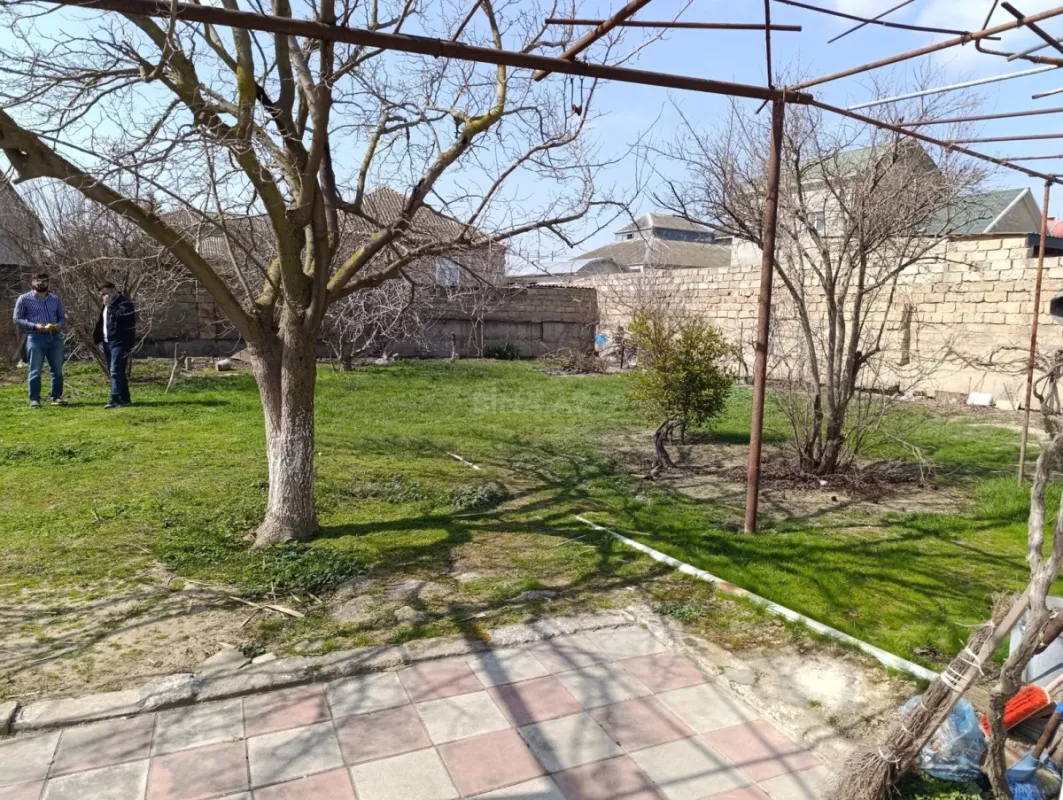 Satılır 4 otaqlı həyət evi 80 m²