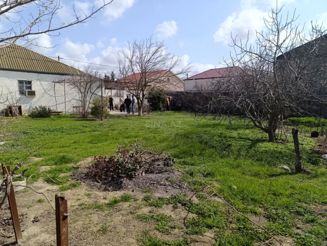 Satılır 4 otaqlı həyət evi 80 m²