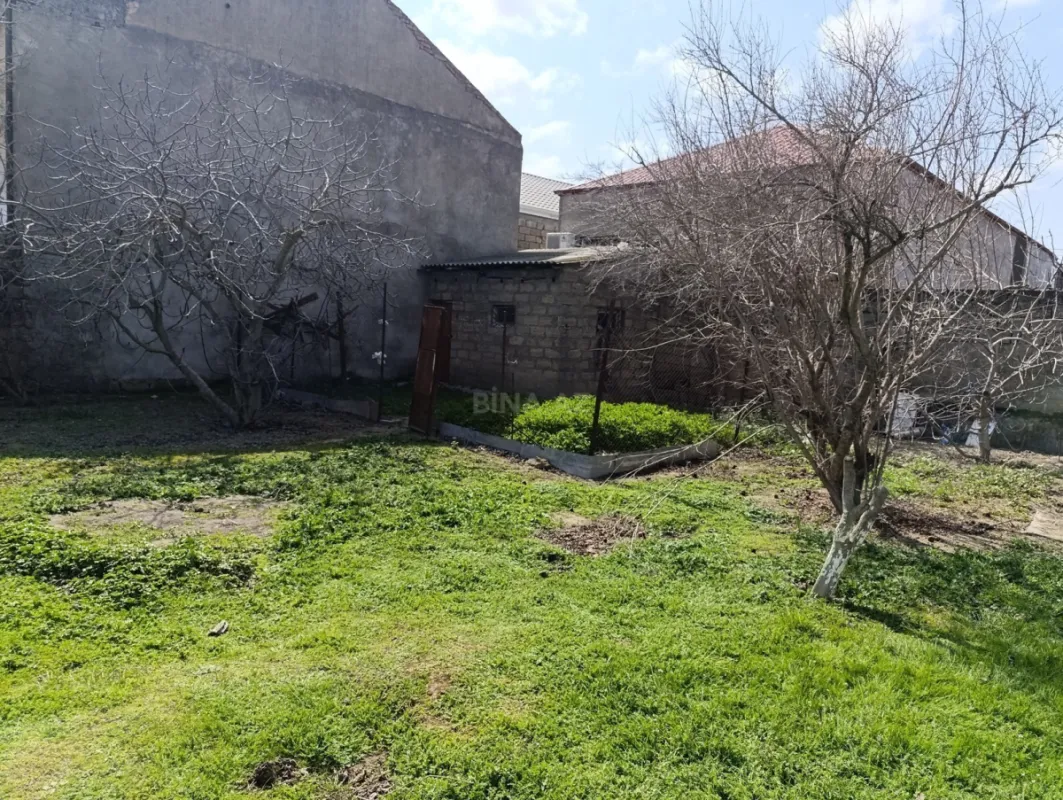 Satılır 4 otaqlı həyət evi 80 m²
