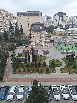 Satılır 3 otaqlı mənzil 80 m² — Bakı, Həzi Aslanov qəs. 3 otaq 80.00 m²