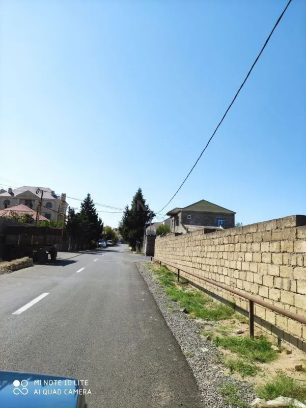 Satılır torpaq sahəsi 200 m²