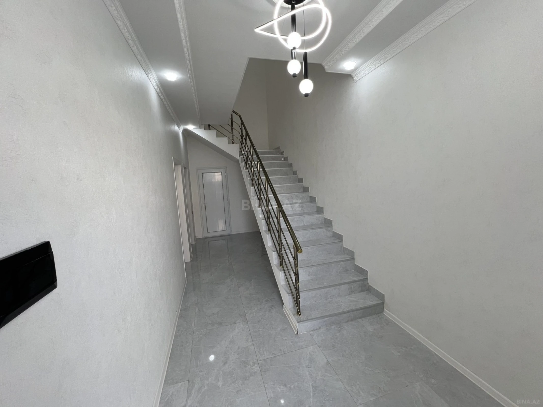 Satılır 4 otaqlı həyət evi 120 m²