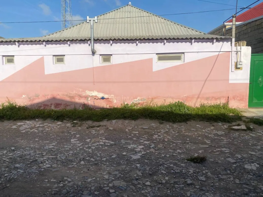 Satılır 3 otaqlı həyət evi 115 m²