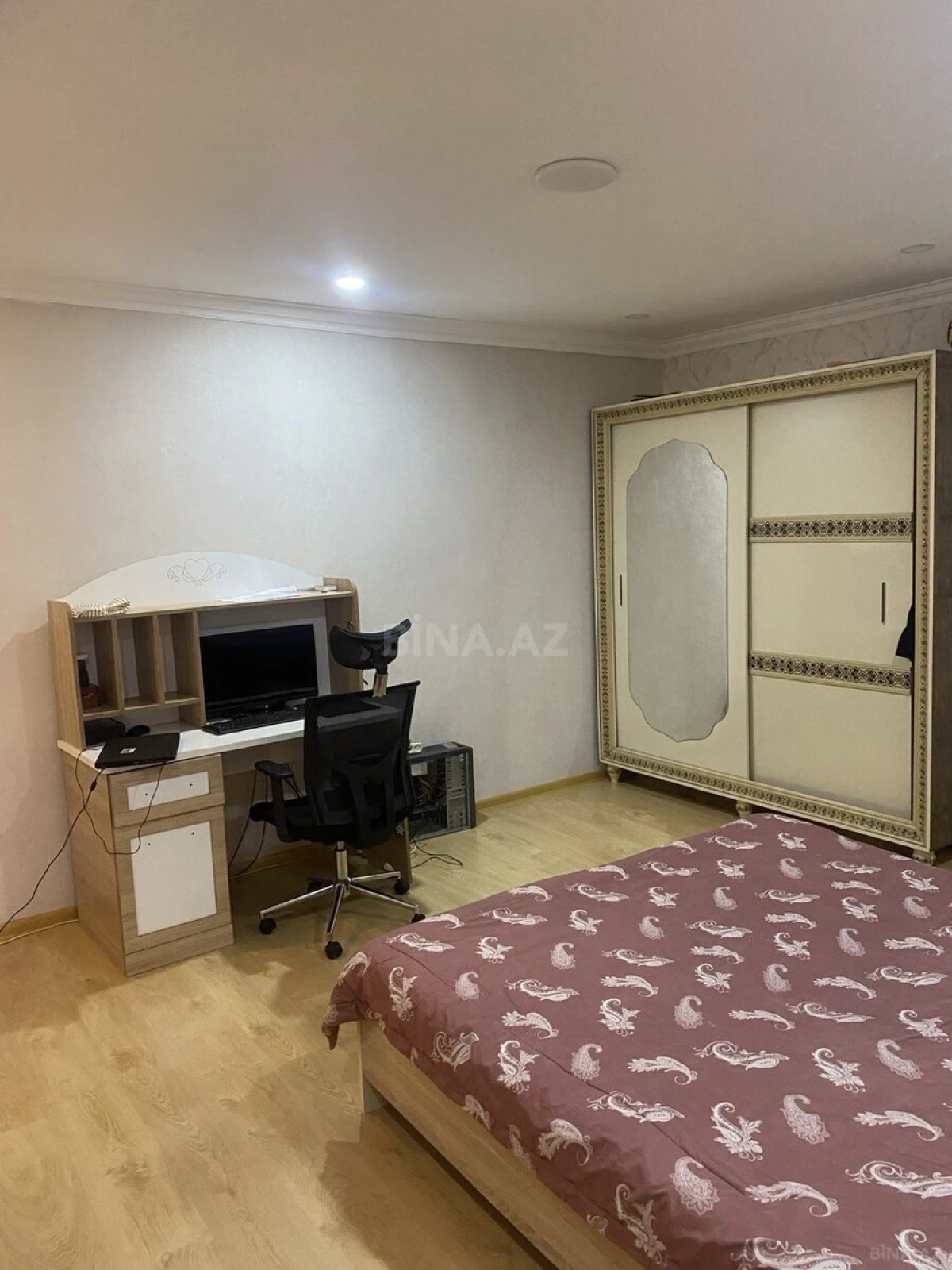 Satılır 3 otaqlı həyət evi 115 m²