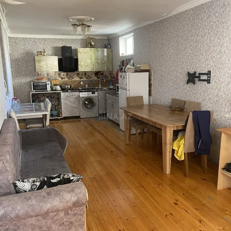 Satılır 3 otaqlı həyət evi 115 m²