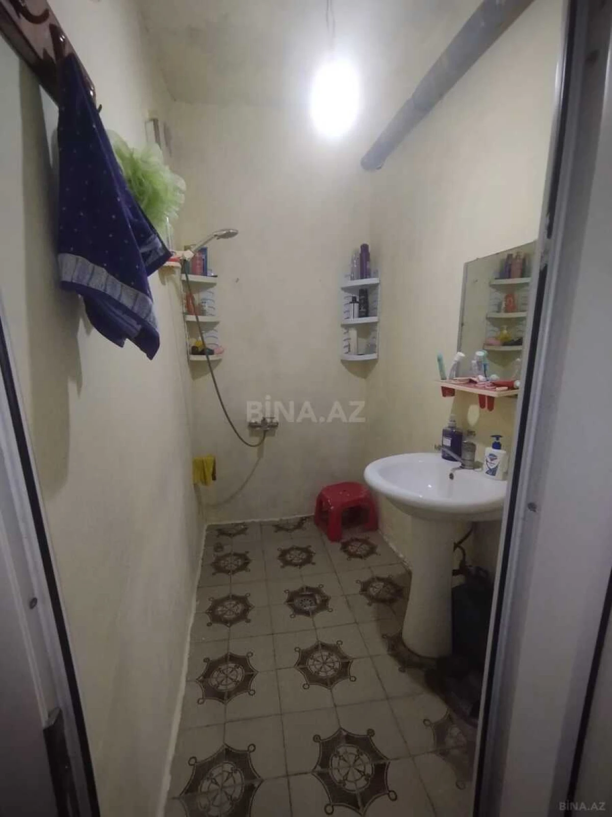 Satılır 4 otaqlı mənzil 110 m²