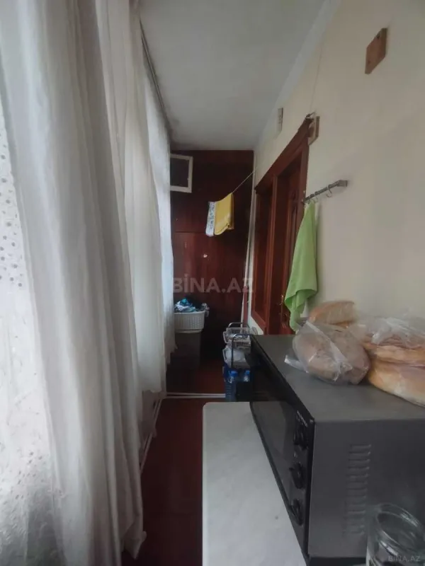 Satılır 4 otaqlı mənzil 110 m²