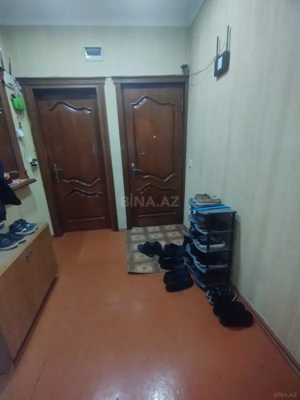 Satılır 4 otaqlı mənzil 110 m²