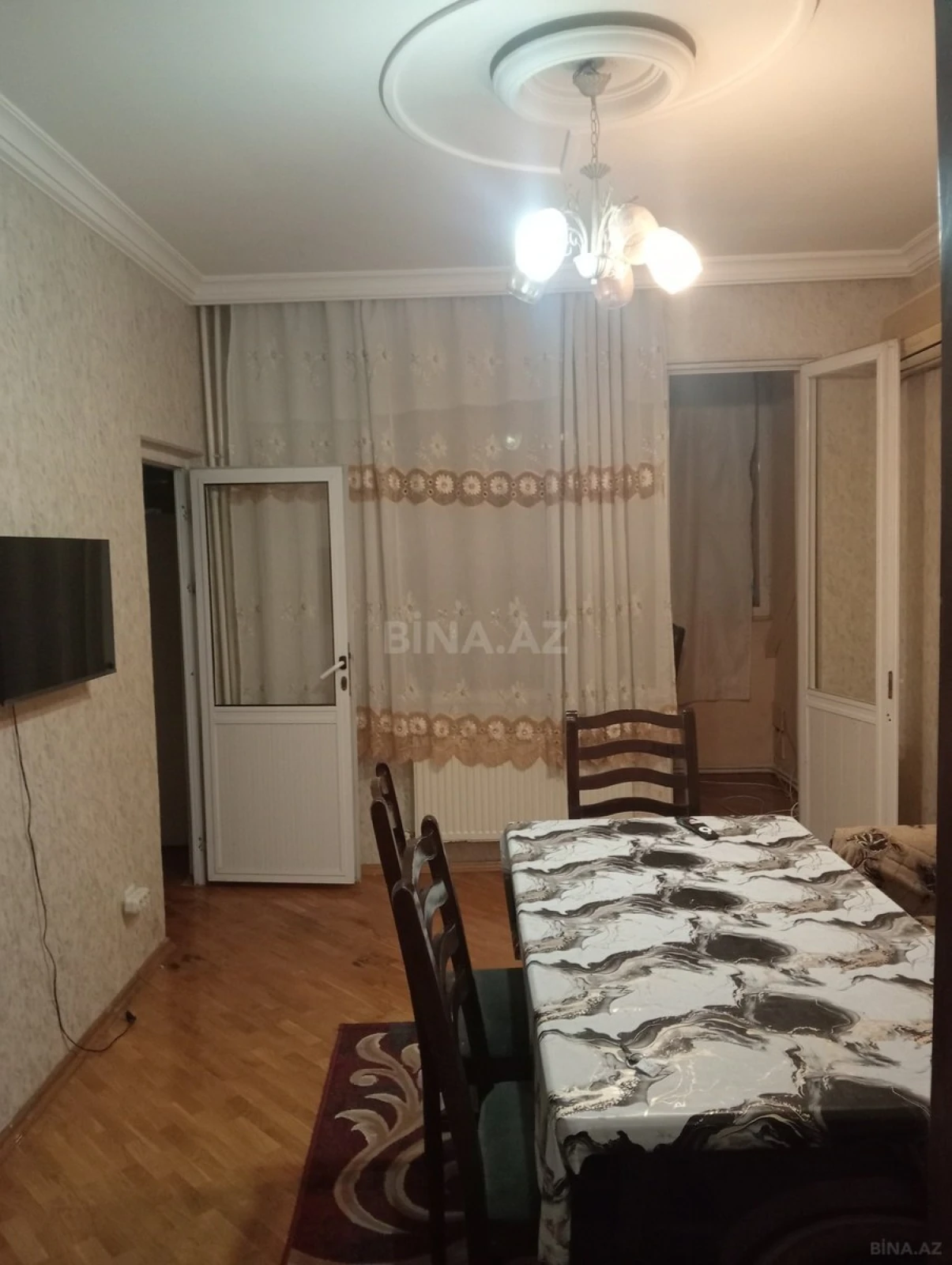 Kirayə verilir 3 otaqlı mənzil 80 m²