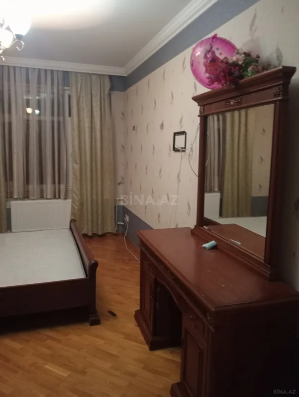 Kirayə verilir 3 otaqlı mənzil 80 m²