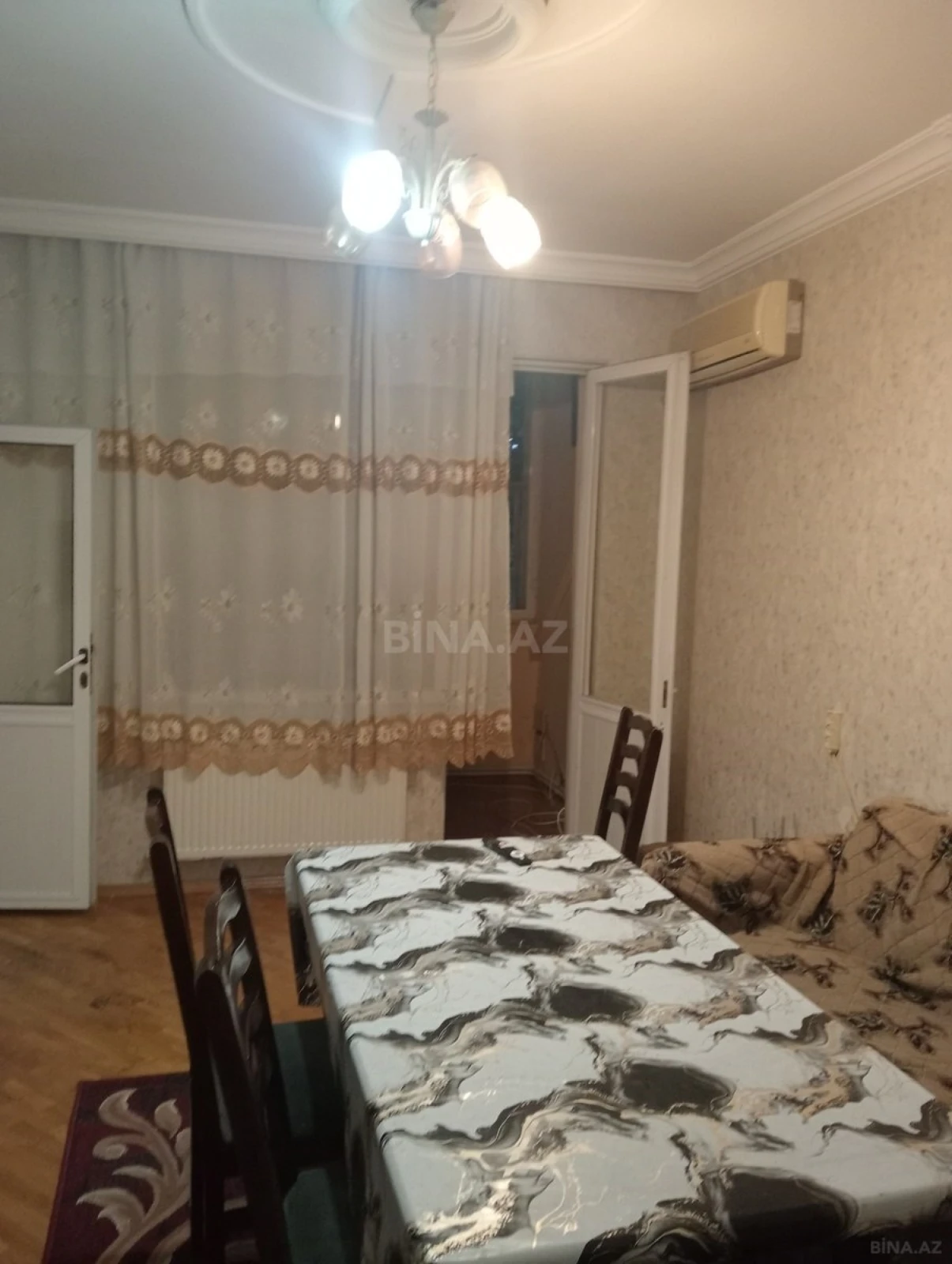 Kirayə verilir 3 otaqlı mənzil 80 m²