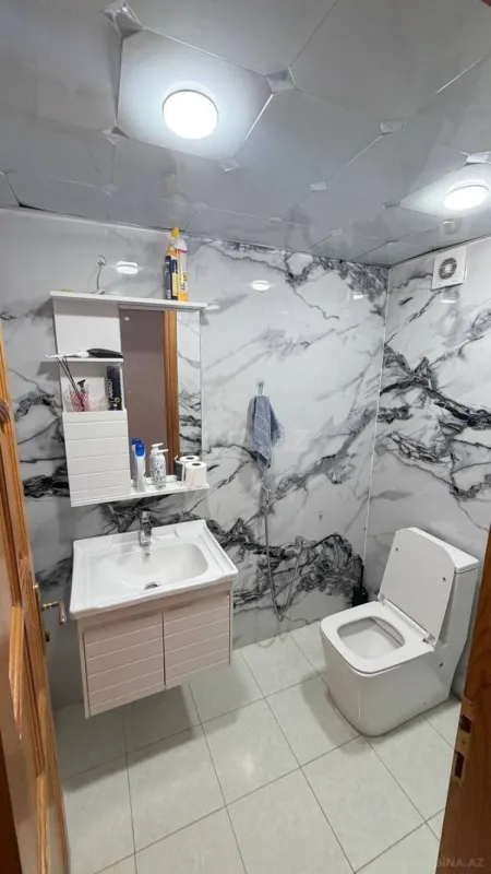 Satılır 2 otaqlı mənzil 86 m²