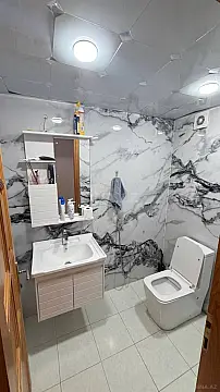 Satılır 2 otaqlı mənzil 86 m²