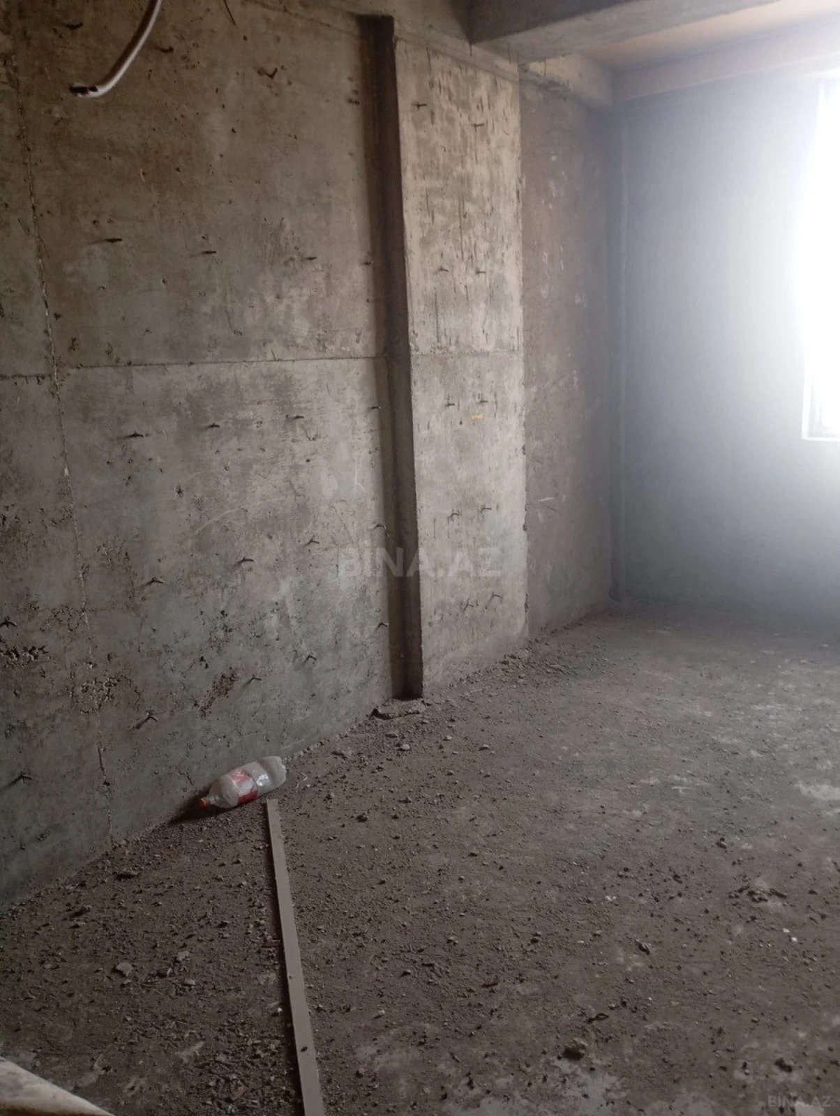 Satılır 3 otaqlı mənzil 103 m²