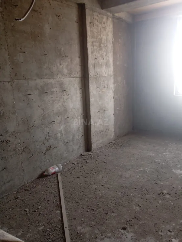 Satılır 3 otaqlı mənzil 103 m²