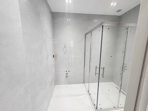 Kirayə verilir 6 otaqlı ofis 260 m²