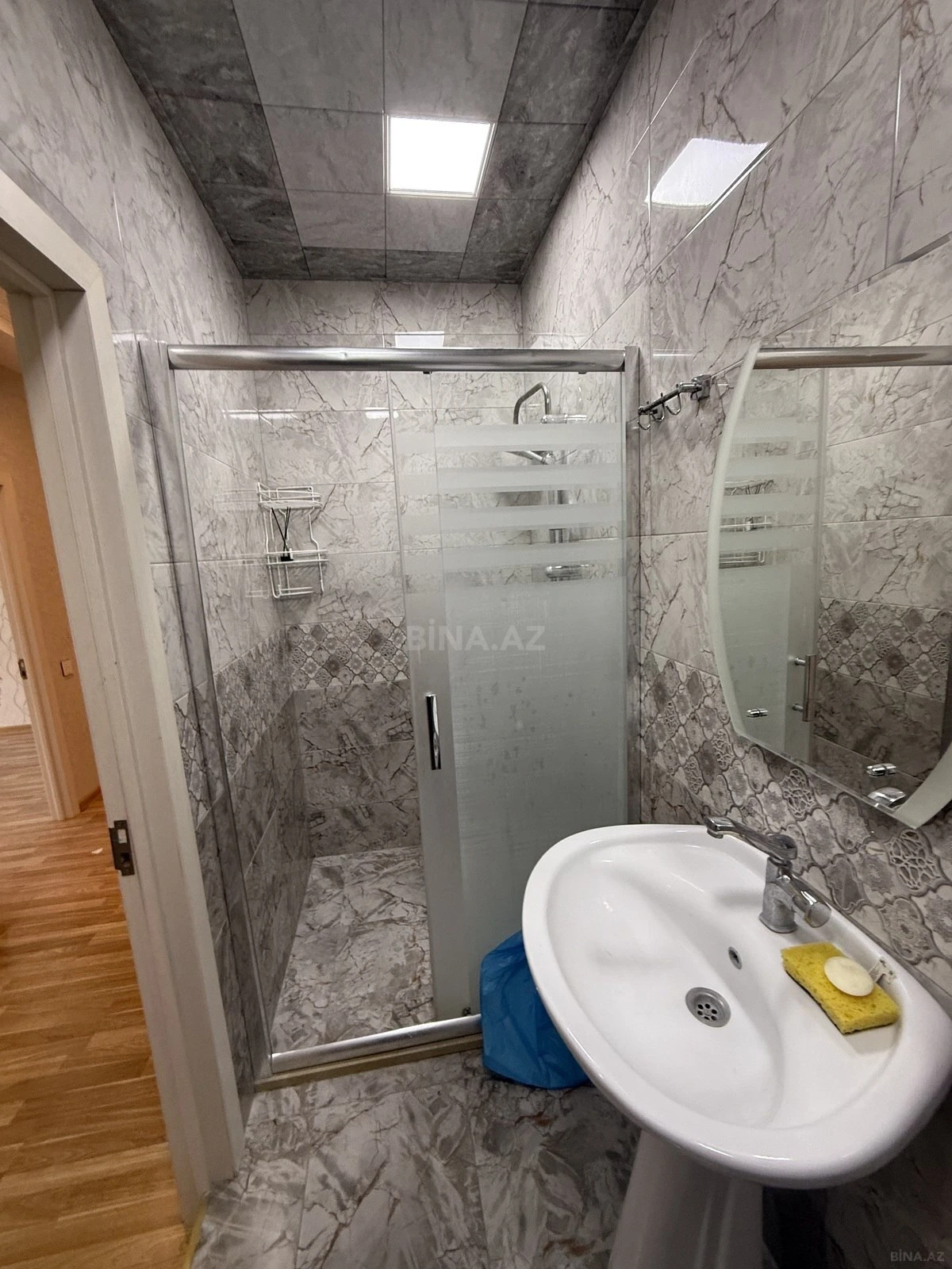 Satılır 3 otaqlı mənzil 120 m²