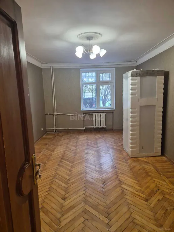 Kirayə verilir obyekt 65 m²