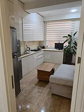 Satılır 2 otaqlı mənzil 91 m²