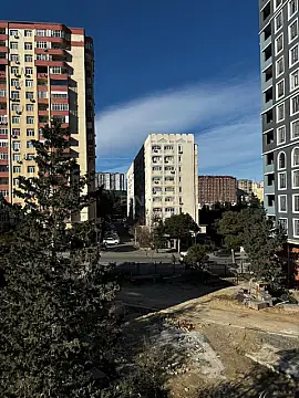 Satılır 2 otaqlı mənzil 53 m² — Bakı, Memar Əcəmi yanı 2 otaq 53.00 m²