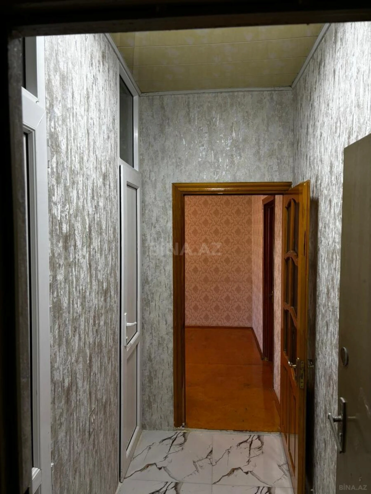 Satılır 2 otaqlı mənzil 53 m²